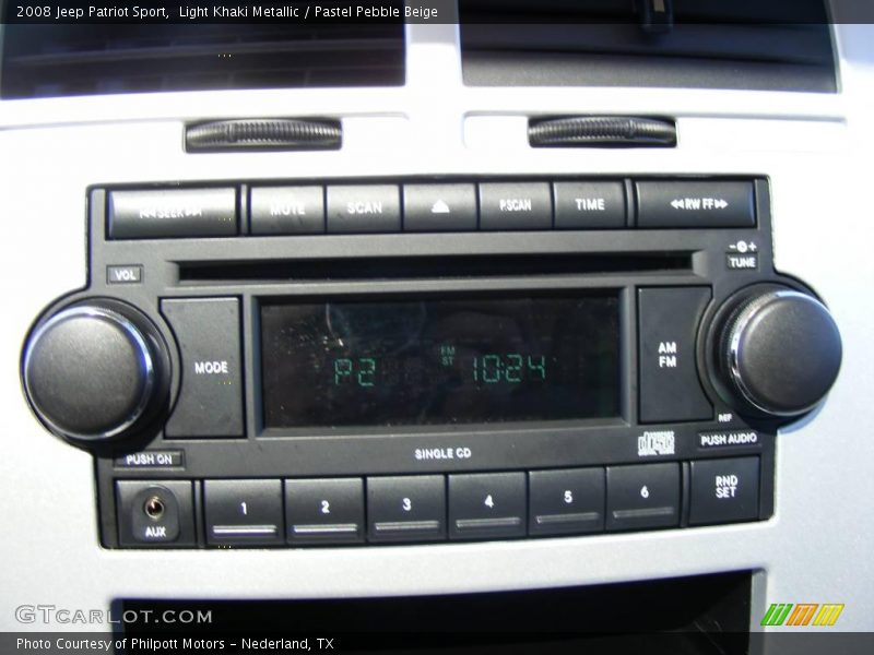 Light Khaki Metallic / Pastel Pebble Beige 2008 Jeep Patriot Sport