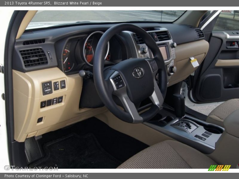 Blizzard White Pearl / Beige 2013 Toyota 4Runner SR5
