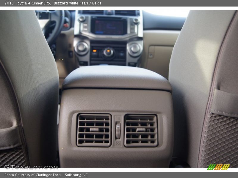 Blizzard White Pearl / Beige 2013 Toyota 4Runner SR5