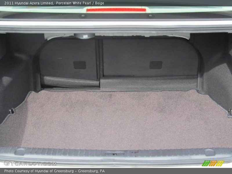  2011 Azera Limited Trunk