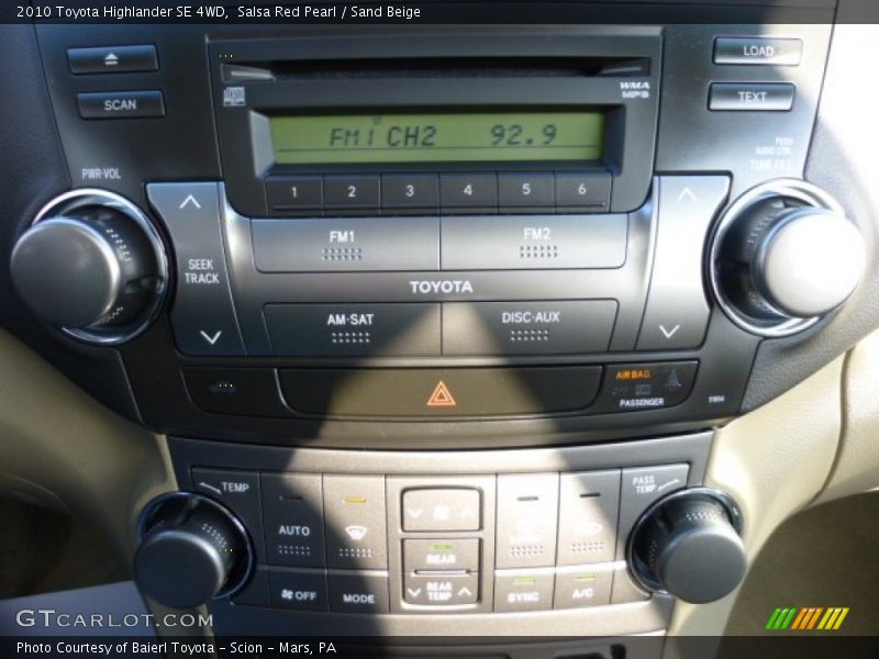 Salsa Red Pearl / Sand Beige 2010 Toyota Highlander SE 4WD