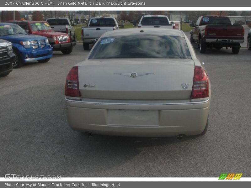 Linen Gold Metallic / Dark Khaki/Light Graystone 2007 Chrysler 300 C HEMI