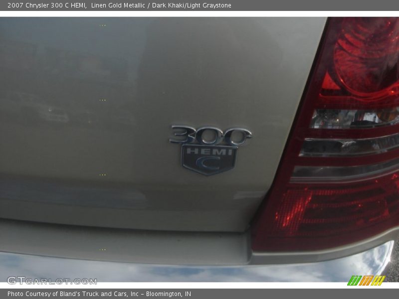 Linen Gold Metallic / Dark Khaki/Light Graystone 2007 Chrysler 300 C HEMI