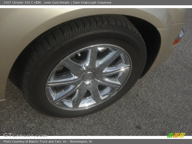 Linen Gold Metallic / Dark Khaki/Light Graystone 2007 Chrysler 300 C HEMI