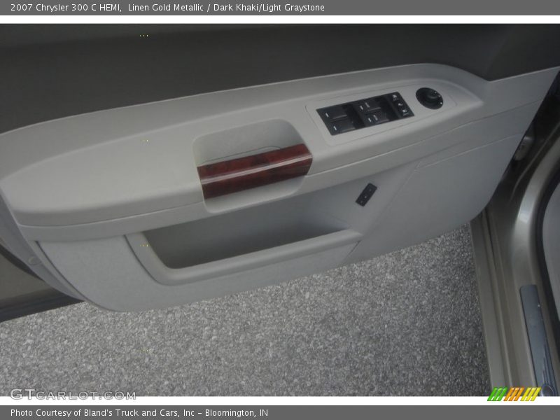 Linen Gold Metallic / Dark Khaki/Light Graystone 2007 Chrysler 300 C HEMI
