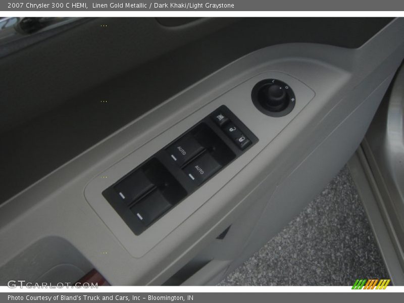 Linen Gold Metallic / Dark Khaki/Light Graystone 2007 Chrysler 300 C HEMI