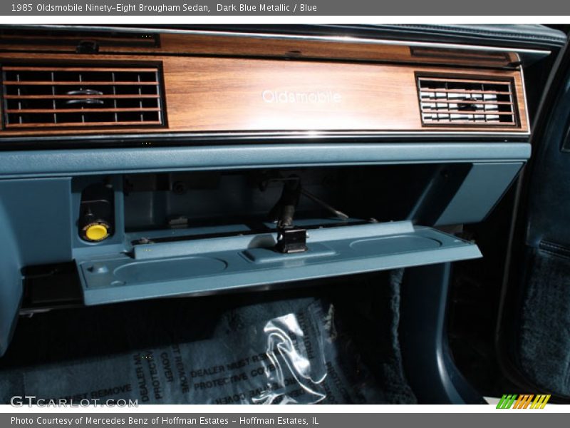 Dashboard of 1985 Ninety-Eight Brougham Sedan