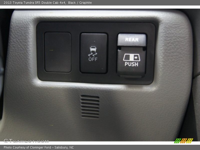 Black / Graphite 2013 Toyota Tundra SR5 Double Cab 4x4