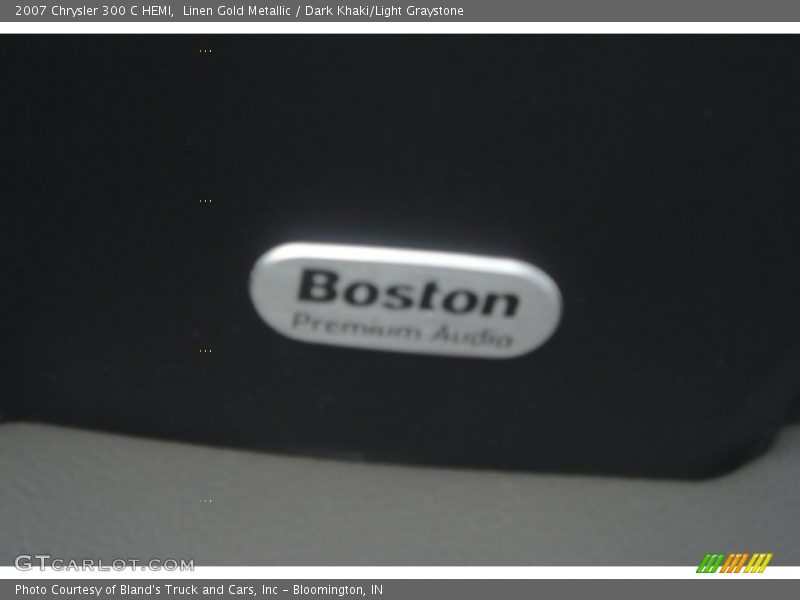 Linen Gold Metallic / Dark Khaki/Light Graystone 2007 Chrysler 300 C HEMI