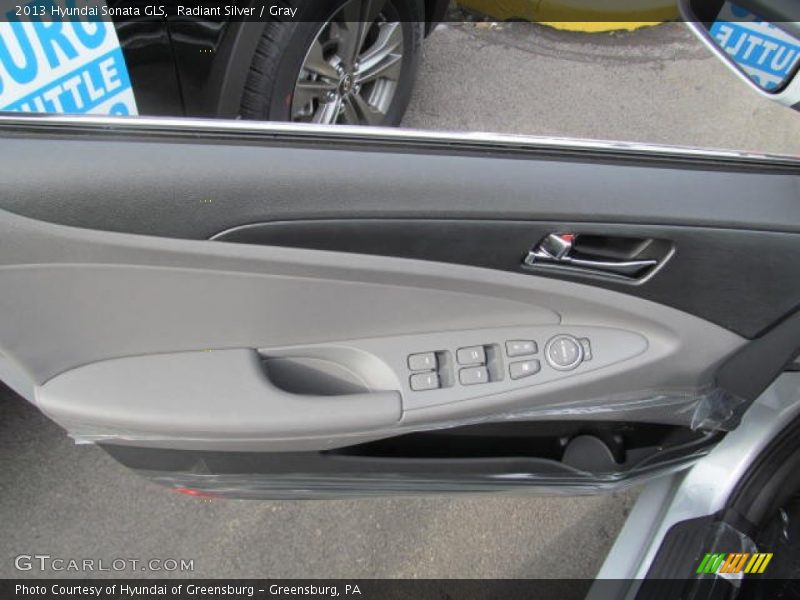 Radiant Silver / Gray 2013 Hyundai Sonata GLS