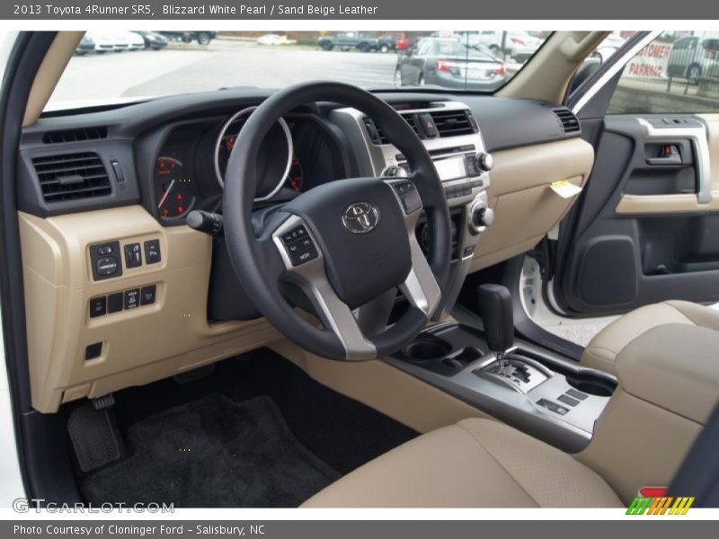 Blizzard White Pearl / Sand Beige Leather 2013 Toyota 4Runner SR5