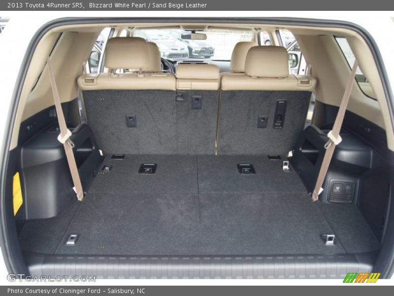 Blizzard White Pearl / Sand Beige Leather 2013 Toyota 4Runner SR5