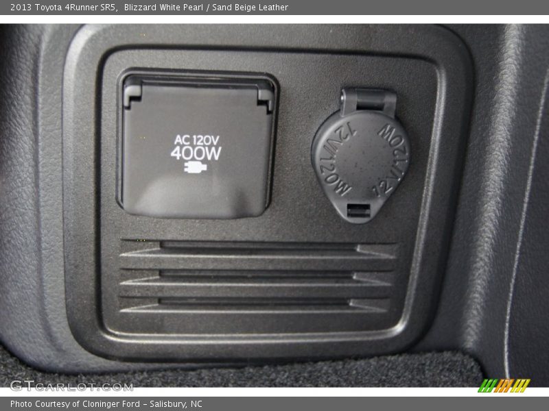 Blizzard White Pearl / Sand Beige Leather 2013 Toyota 4Runner SR5