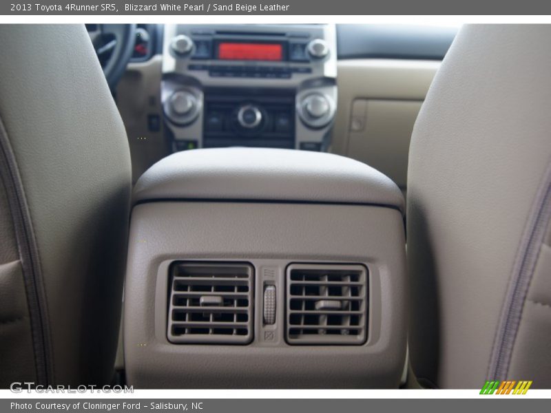 Blizzard White Pearl / Sand Beige Leather 2013 Toyota 4Runner SR5