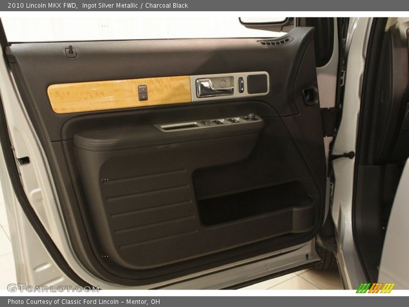 Ingot Silver Metallic / Charcoal Black 2010 Lincoln MKX FWD