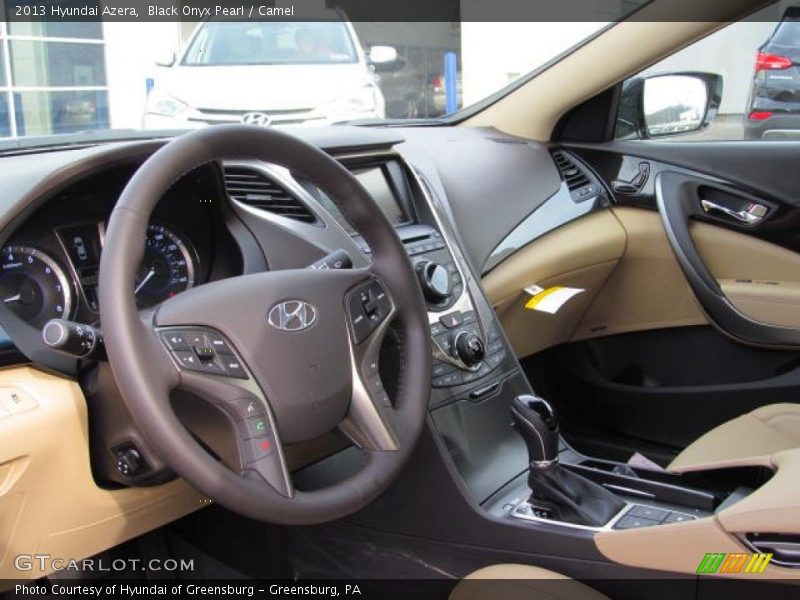 Dashboard of 2013 Azera 