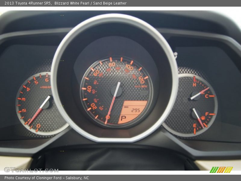 Blizzard White Pearl / Sand Beige Leather 2013 Toyota 4Runner SR5