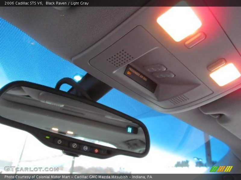 Black Raven / Light Gray 2006 Cadillac STS V6