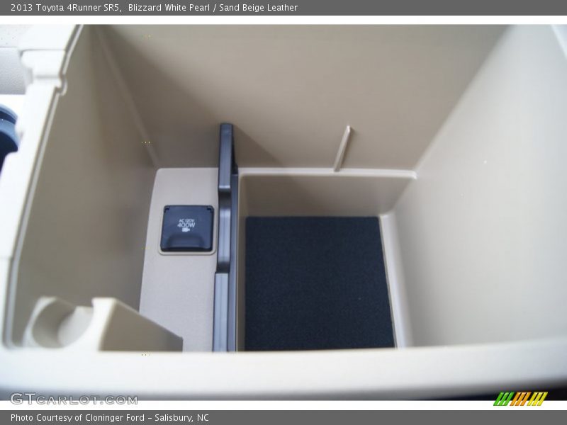 Blizzard White Pearl / Sand Beige Leather 2013 Toyota 4Runner SR5