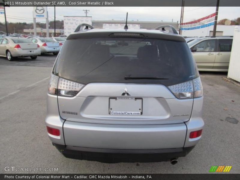 Cool Silver Metallic / Black 2011 Mitsubishi Outlander SE AWD
