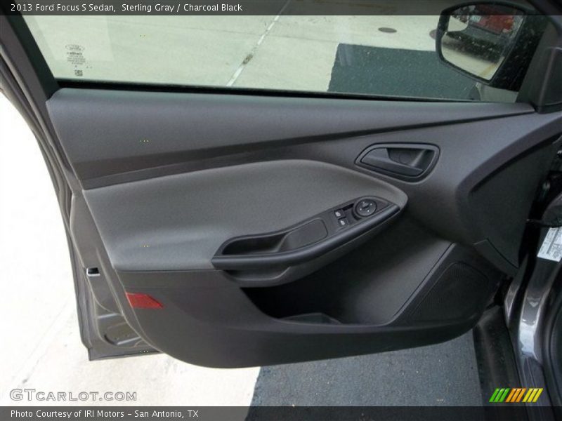 Sterling Gray / Charcoal Black 2013 Ford Focus S Sedan