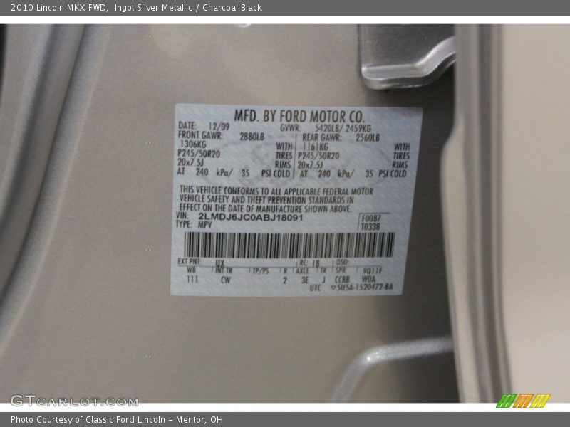 Ingot Silver Metallic / Charcoal Black 2010 Lincoln MKX FWD