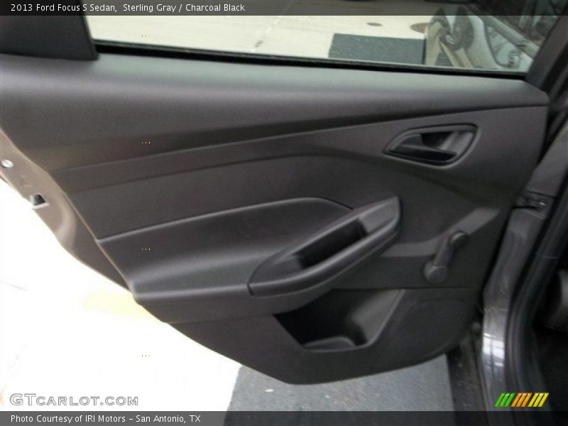 Sterling Gray / Charcoal Black 2013 Ford Focus S Sedan
