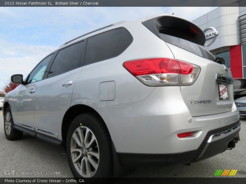 Brilliant Silver / Charcoal 2013 Nissan Pathfinder SL