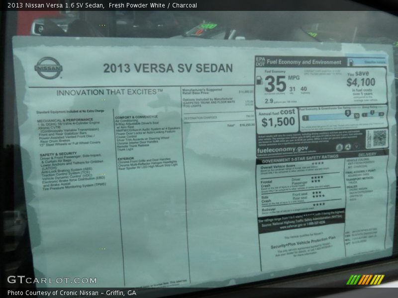 Fresh Powder White / Charcoal 2013 Nissan Versa 1.6 SV Sedan