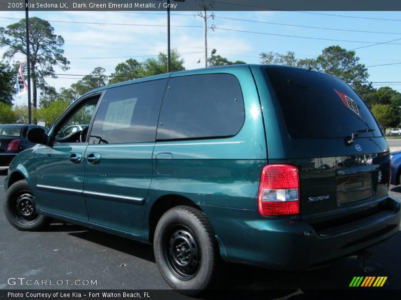 Dark Green Emerald Metallic / Gray 2005 Kia Sedona LX