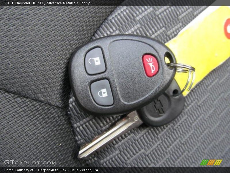 Silver Ice Metallic / Ebony 2011 Chevrolet HHR LT