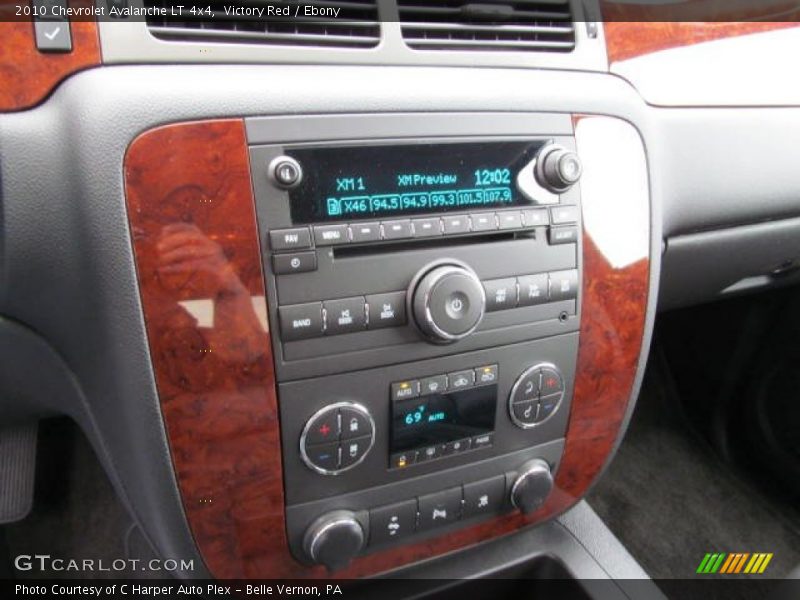 Victory Red / Ebony 2010 Chevrolet Avalanche LT 4x4