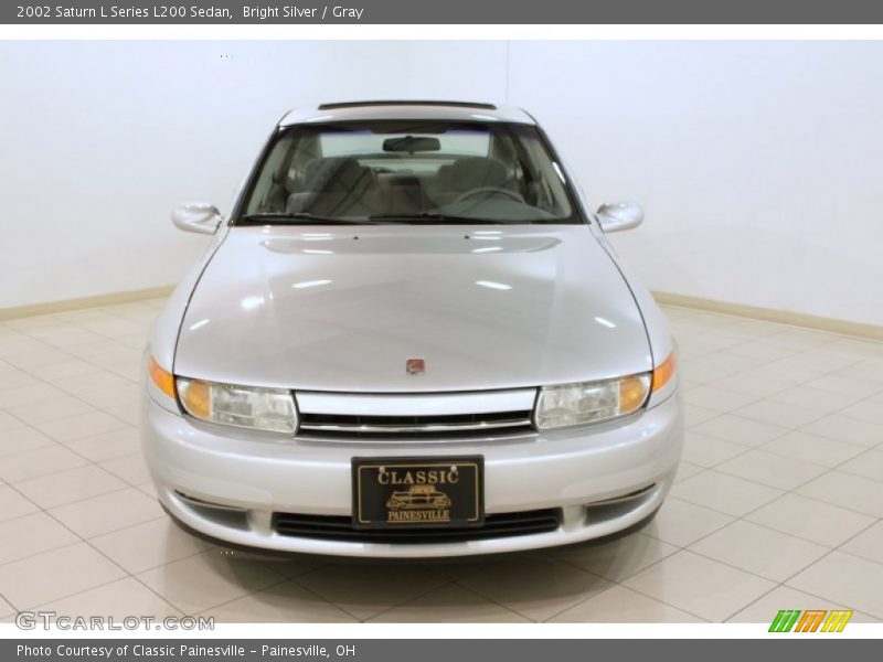 Bright Silver / Gray 2002 Saturn L Series L200 Sedan