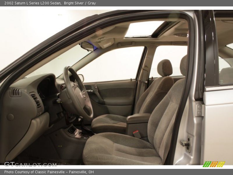 Bright Silver / Gray 2002 Saturn L Series L200 Sedan