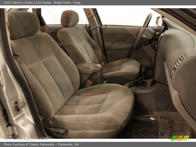 Bright Silver / Gray 2002 Saturn L Series L200 Sedan