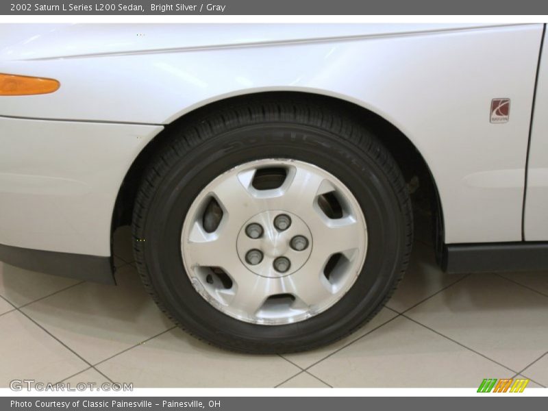 Bright Silver / Gray 2002 Saturn L Series L200 Sedan