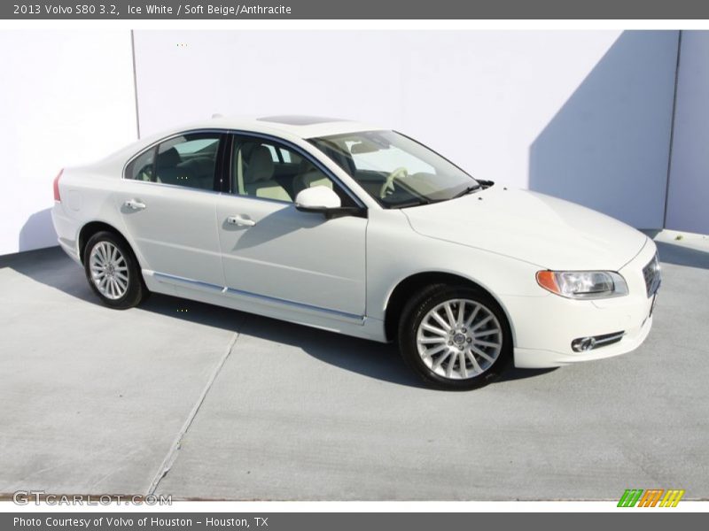 Ice White / Soft Beige/Anthracite 2013 Volvo S80 3.2
