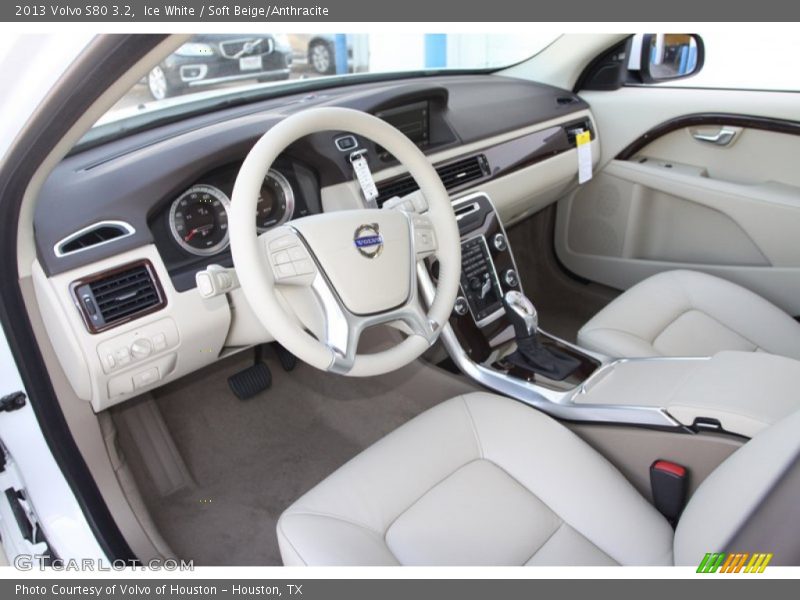 Soft Beige/Anthracite Interior - 2013 S80 3.2 