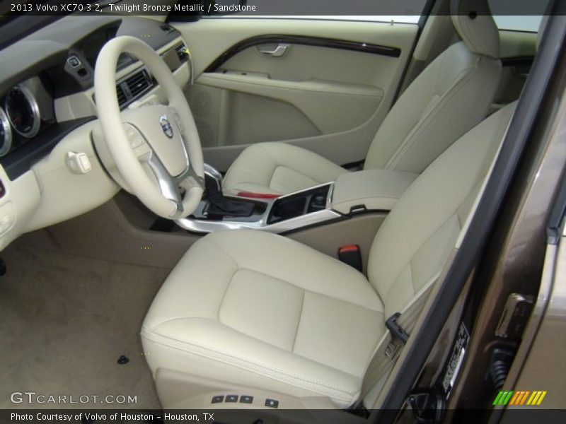 Twilight Bronze Metallic / Sandstone 2013 Volvo XC70 3.2