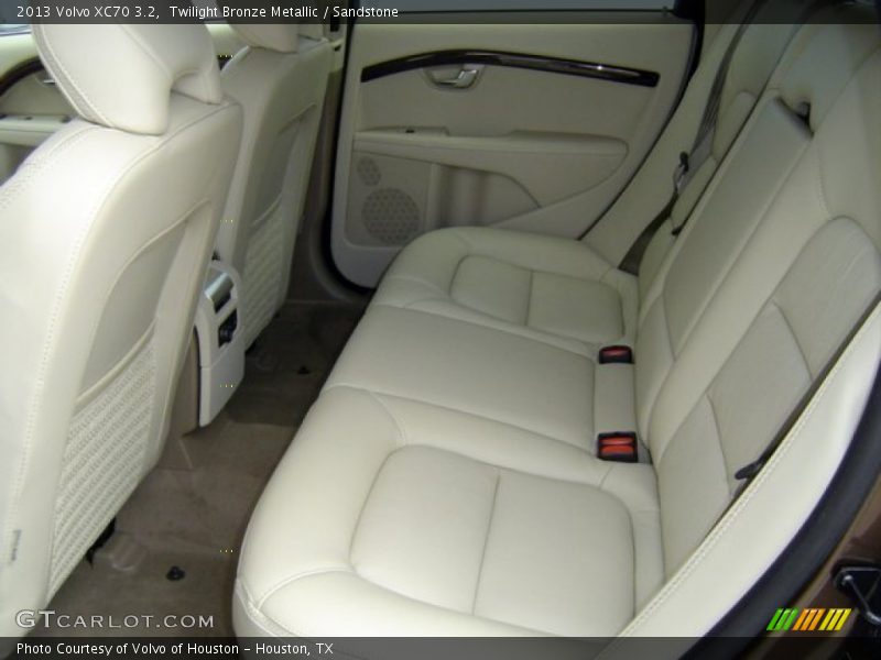 Twilight Bronze Metallic / Sandstone 2013 Volvo XC70 3.2