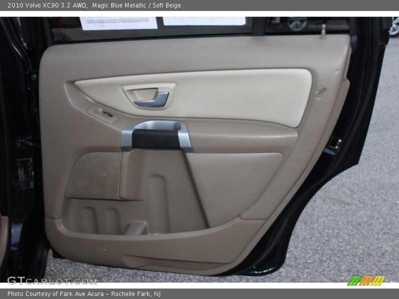 Magic Blue Metallic / Soft Beige 2010 Volvo XC90 3.2 AWD