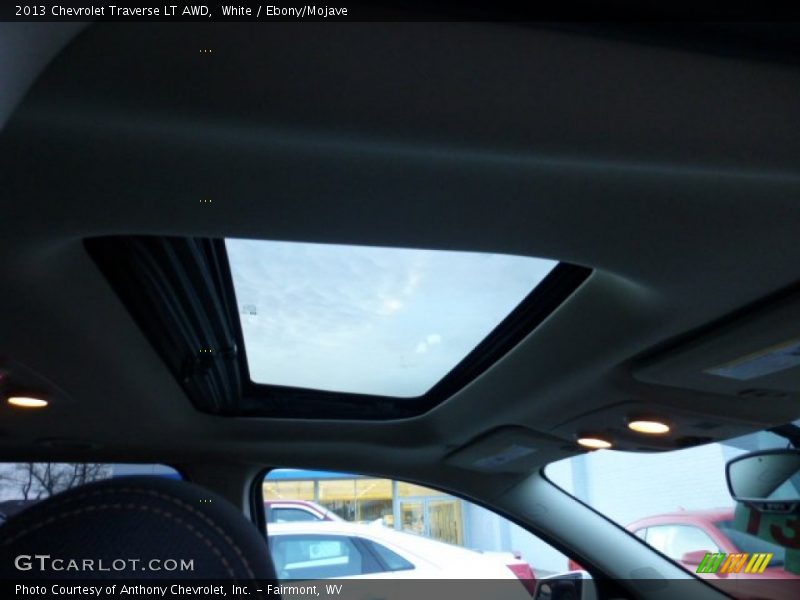 White / Ebony/Mojave 2013 Chevrolet Traverse LT AWD