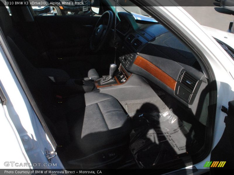Alpine White / Black 2010 BMW X3 xDrive30i