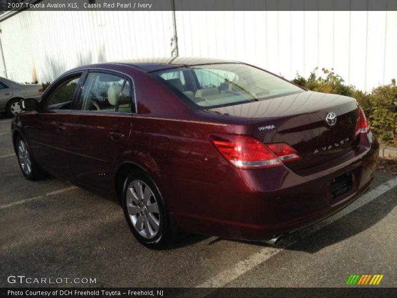 Cassis Red Pearl / Ivory 2007 Toyota Avalon XLS