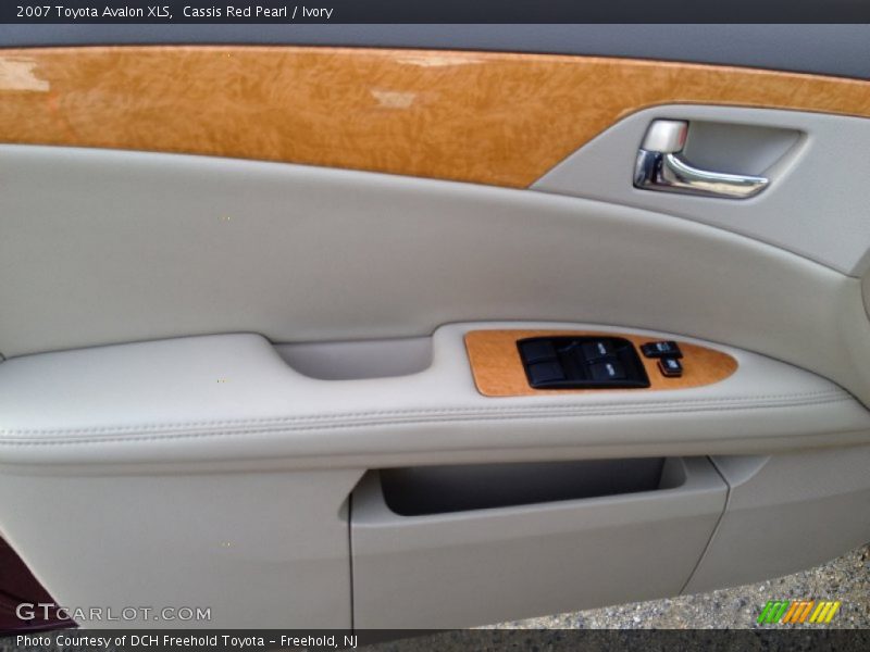 Cassis Red Pearl / Ivory 2007 Toyota Avalon XLS