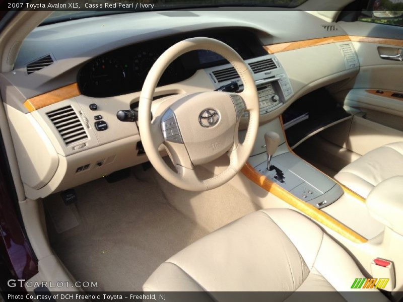 Cassis Red Pearl / Ivory 2007 Toyota Avalon XLS
