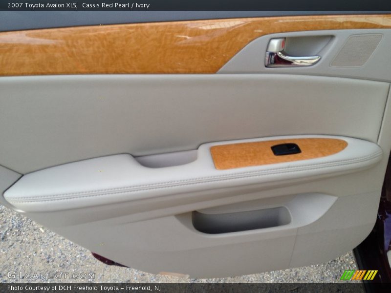 Cassis Red Pearl / Ivory 2007 Toyota Avalon XLS