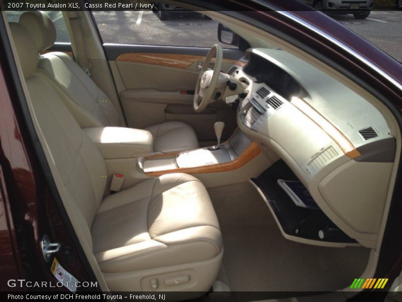 Cassis Red Pearl / Ivory 2007 Toyota Avalon XLS