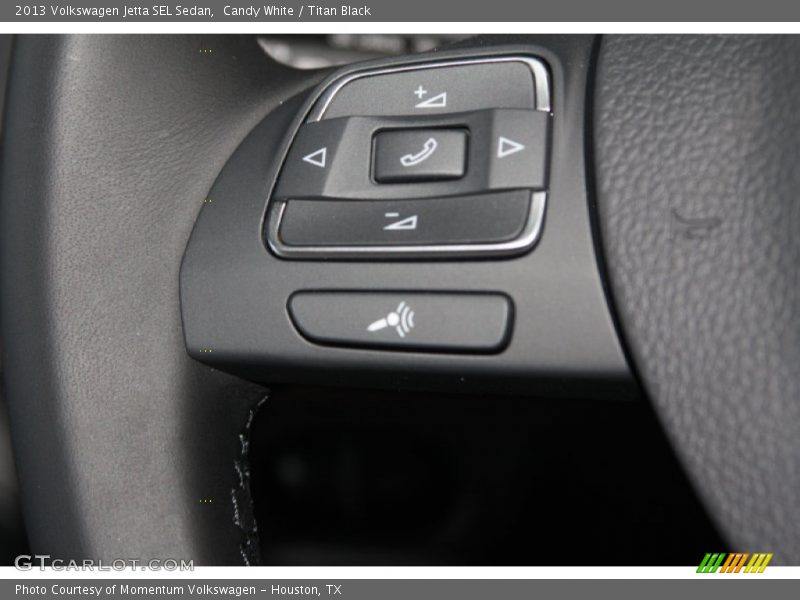 Candy White / Titan Black 2013 Volkswagen Jetta SEL Sedan