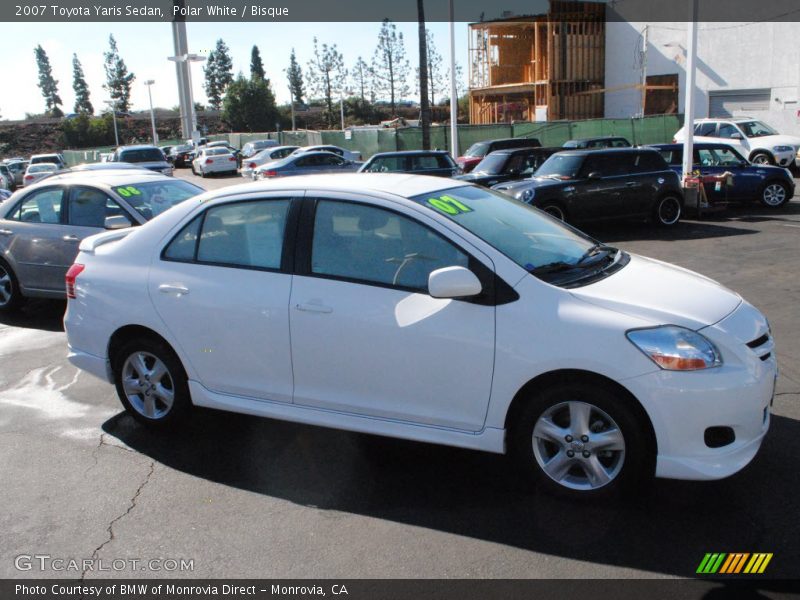 Polar White / Bisque 2007 Toyota Yaris Sedan
